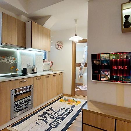 Fancy 1Bd Family Friendly In Historical Centre Apartment Bucharest Luaran gambar