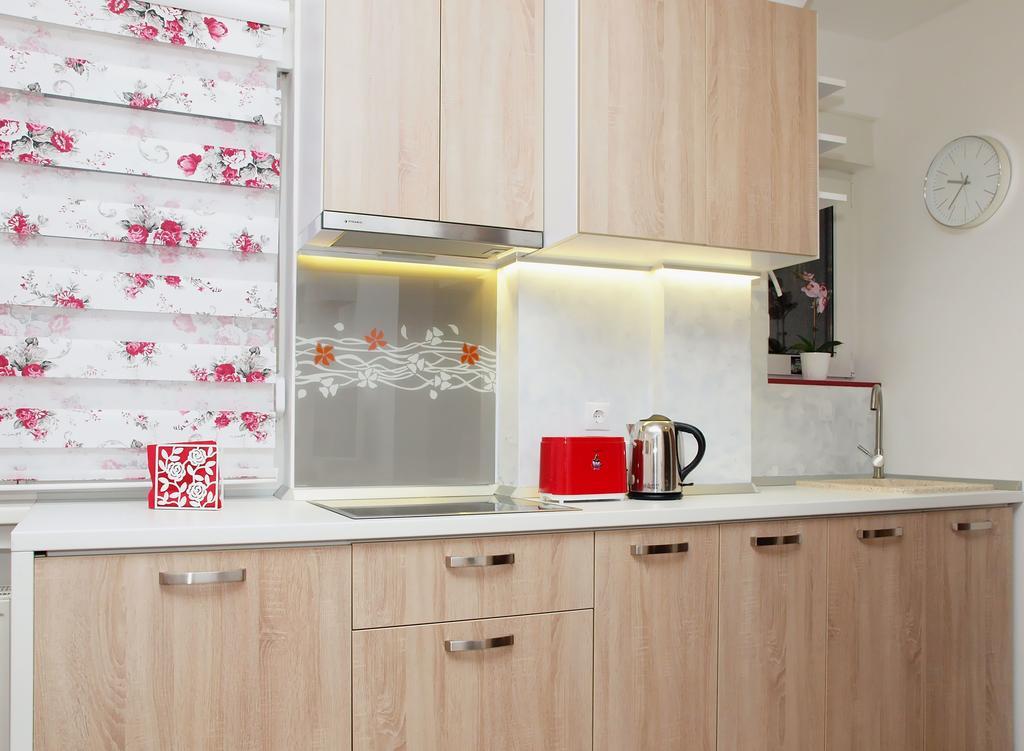 Fancy 1Bd Family Friendly In Historical Centre Apartment Bucharest Luaran gambar